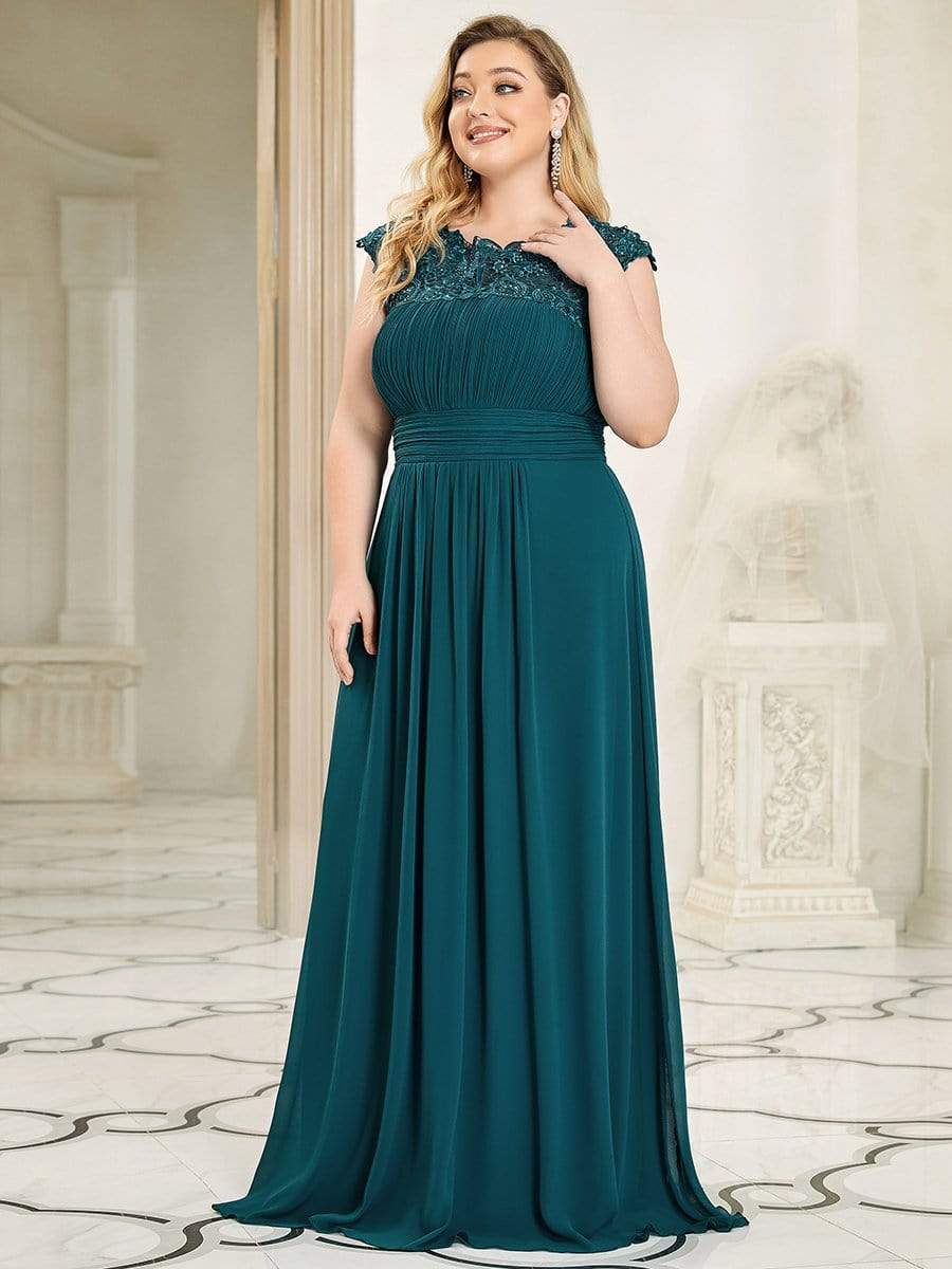 Elegant Lace Cap Sleeve Plus Size Bridesmaid Gown