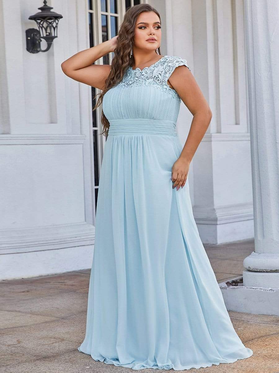 Elegant Lace Cap Sleeve Plus Size Bridesmaid Gown