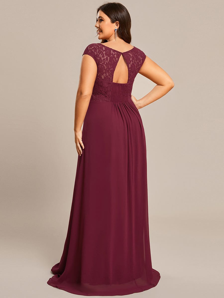 Elegant Lace & Chiffon Plus Size Evening Gown with Cap Sleeves