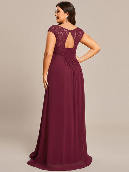 Elegant Lace & Chiffon Plus Size Evening Gown with Cap Sleeves