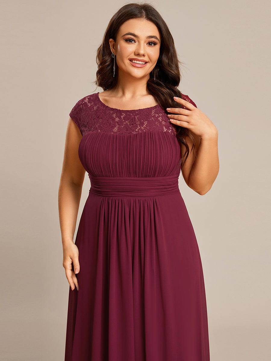 Elegant Lace & Chiffon Plus Size Evening Gown with Cap Sleeves