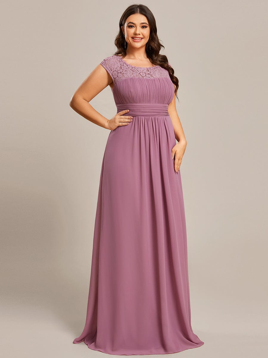 Elegant Lace & Chiffon Plus Size Evening Gown with Cap Sleeves
