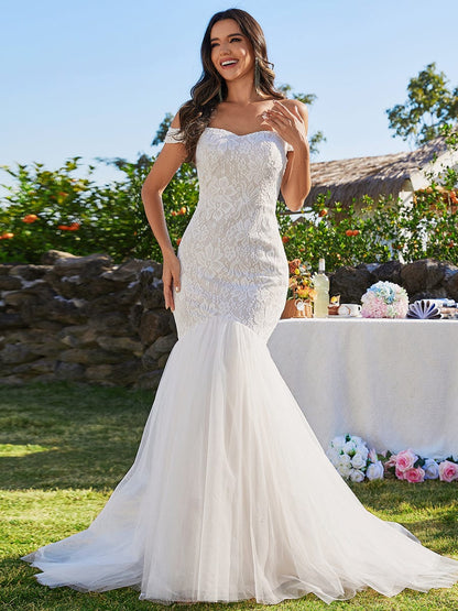 Elegant Lace Fishtail Wedding Gown with Off-Shoulder Sleeves
