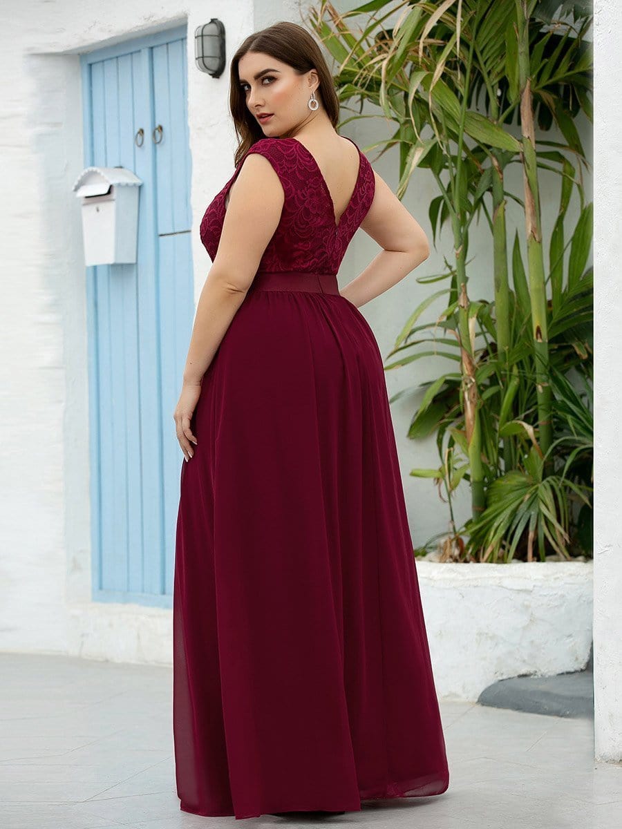 Elegant Lace Plus Size Bridesmaid Dresses