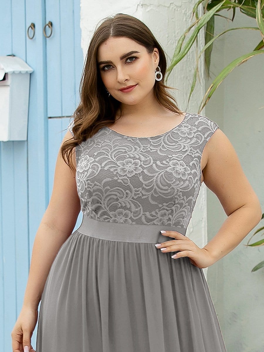 Elegant Lace Plus Size Bridesmaid Dresses