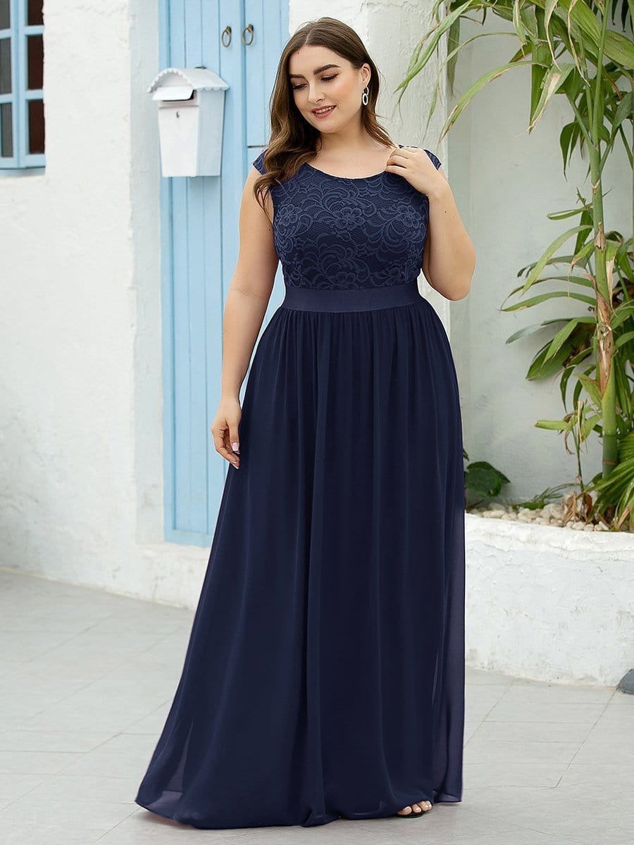 Elegant Lace Plus Size Bridesmaid Dresses