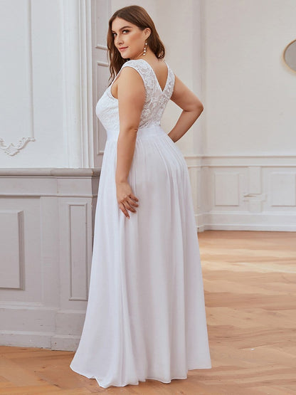 Elegant Lace Plus Size Bridesmaid Dresses
