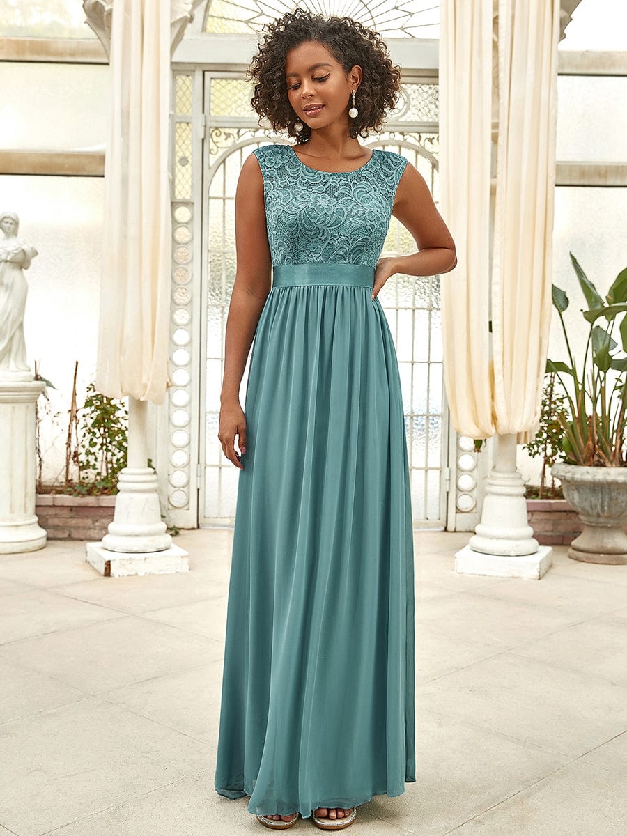Elegant Lace Plus Size Bridesmaid Dresses