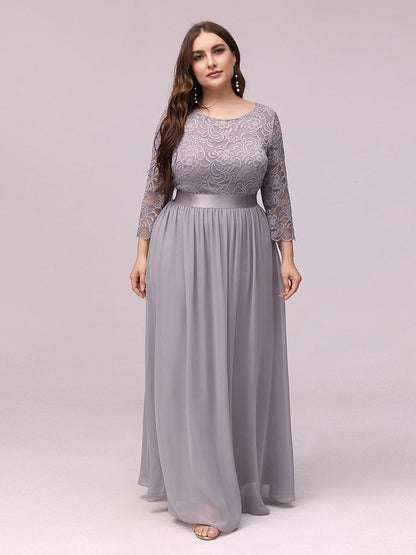Elegant Lace Plus Size Bridesmaid Dresses with Long Sleeves.