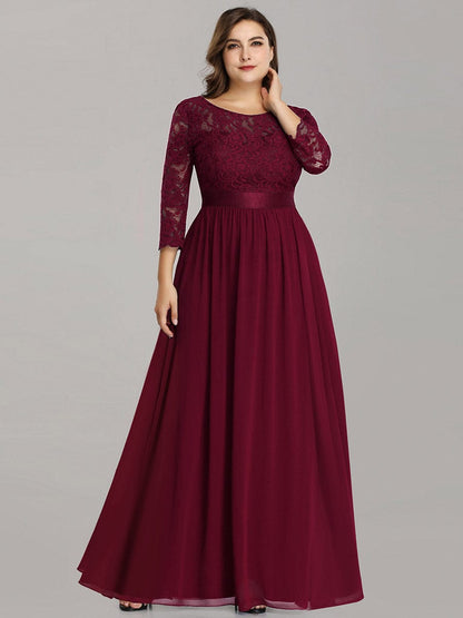 Elegant Lace Plus Size Bridesmaid Dresses with Long Sleeves.