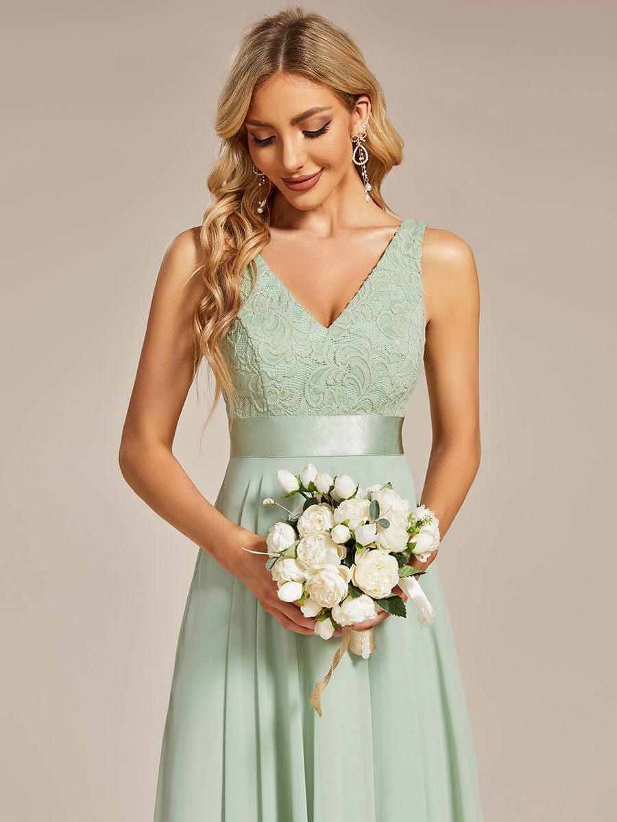 Elegant Lace V Neck Chiffon Prom Dresses for Women