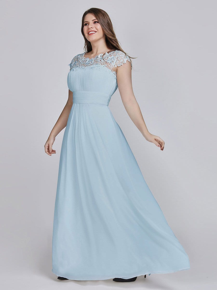 Elegant Lacey Neckline Chiffon Evening Gown for Plus Size Women