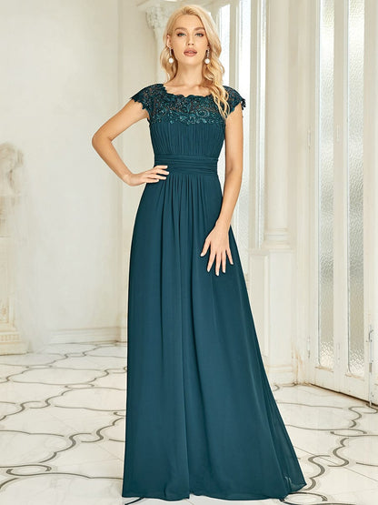 Elegant Lacey Neckline Chiffon Evening Gown for Plus Size Women