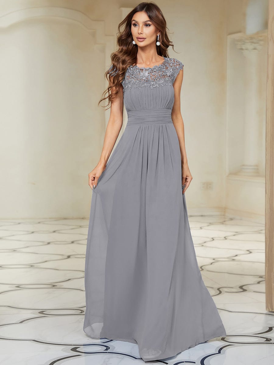 Elegant Lacey Neckline Chiffon Evening Gown for Plus Size Women