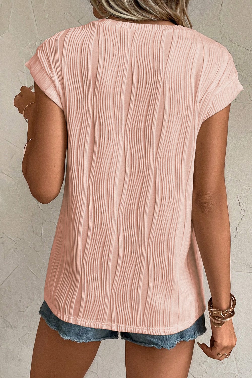Elegant Pink Wavy Textured Short Sleeve Blouse