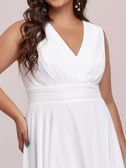 Elegant Plus Size Chiffon Bridesmaid Dress with Asymmetrical Hem