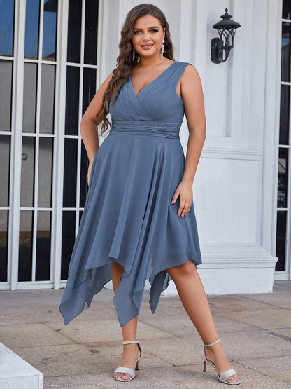 Elegant Plus Size Chiffon Bridesmaid Dress with Asymmetrical Hem