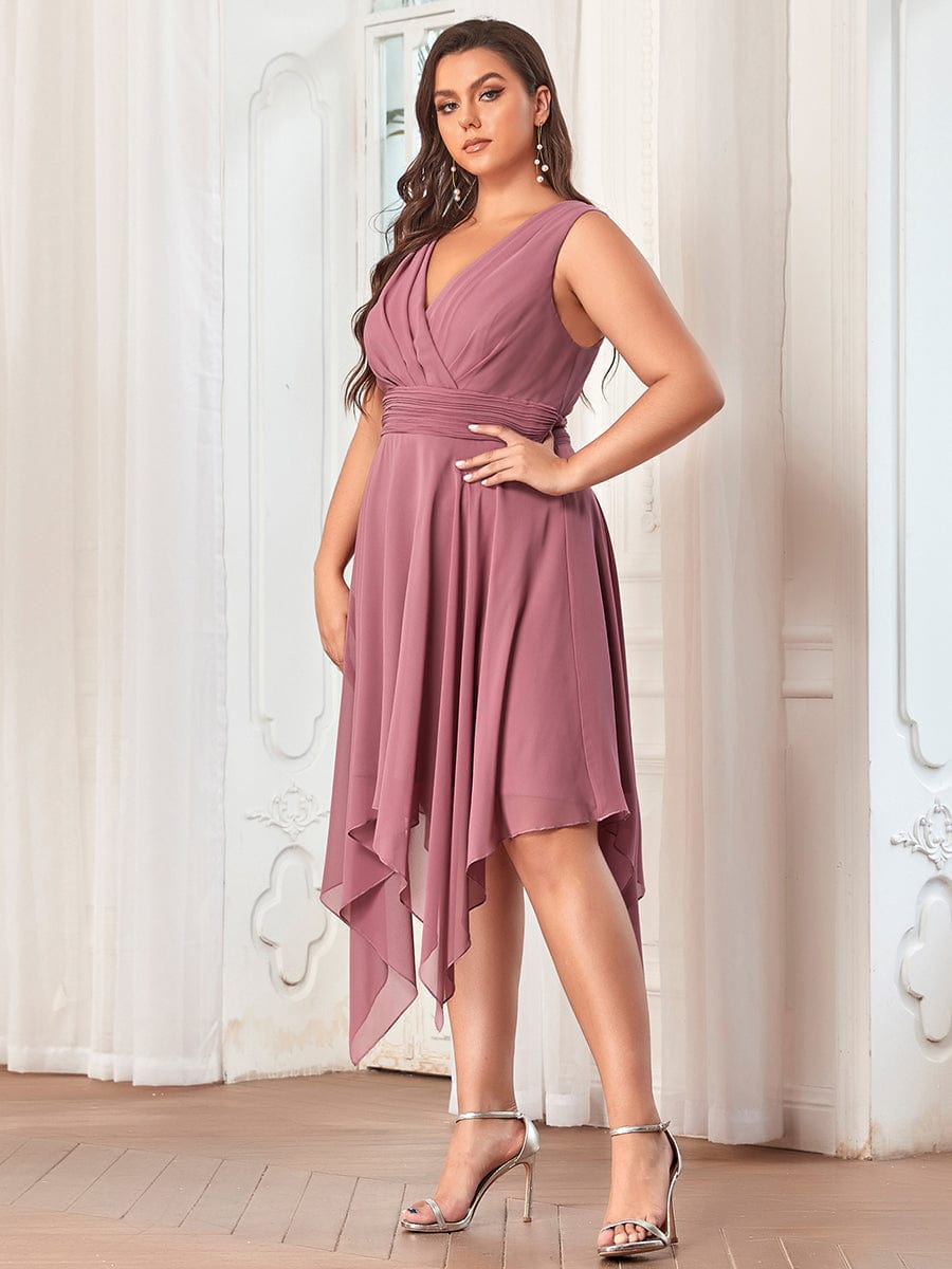 Elegant Plus Size Chiffon Bridesmaid Dress with Asymmetrical Hem