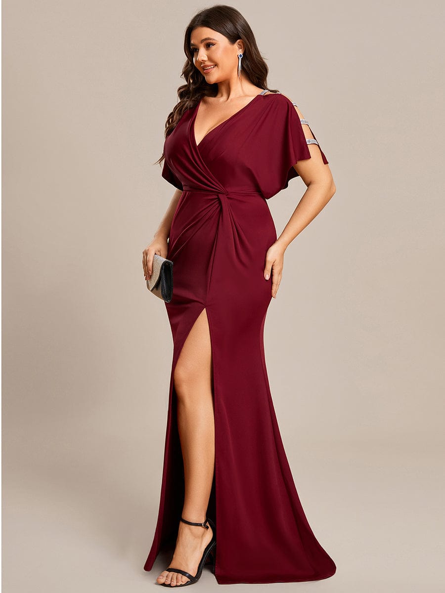 Elegant Plus Size Deep V-Neck Pleated Evening Gown with High Split