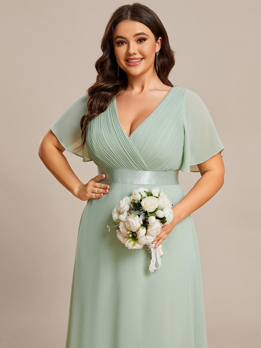 Elegant Plus Size Evening Gown with V-Neck Ruffles