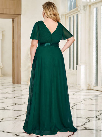 Elegant Plus Size Floor-Length Bridesmaid Gown with Short Sleeves