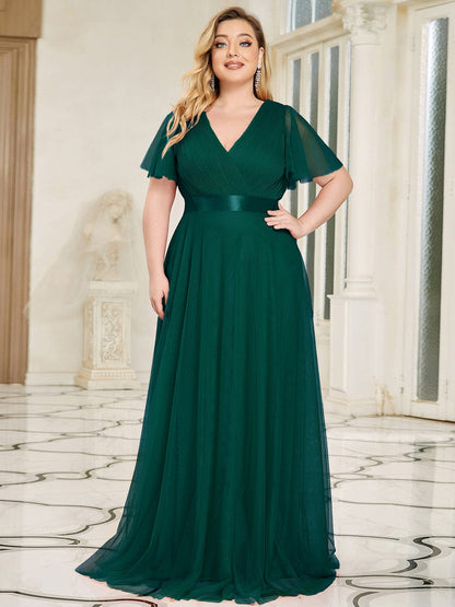 Elegant Plus Size Floor-Length Bridesmaid Gown with Short Sleeves