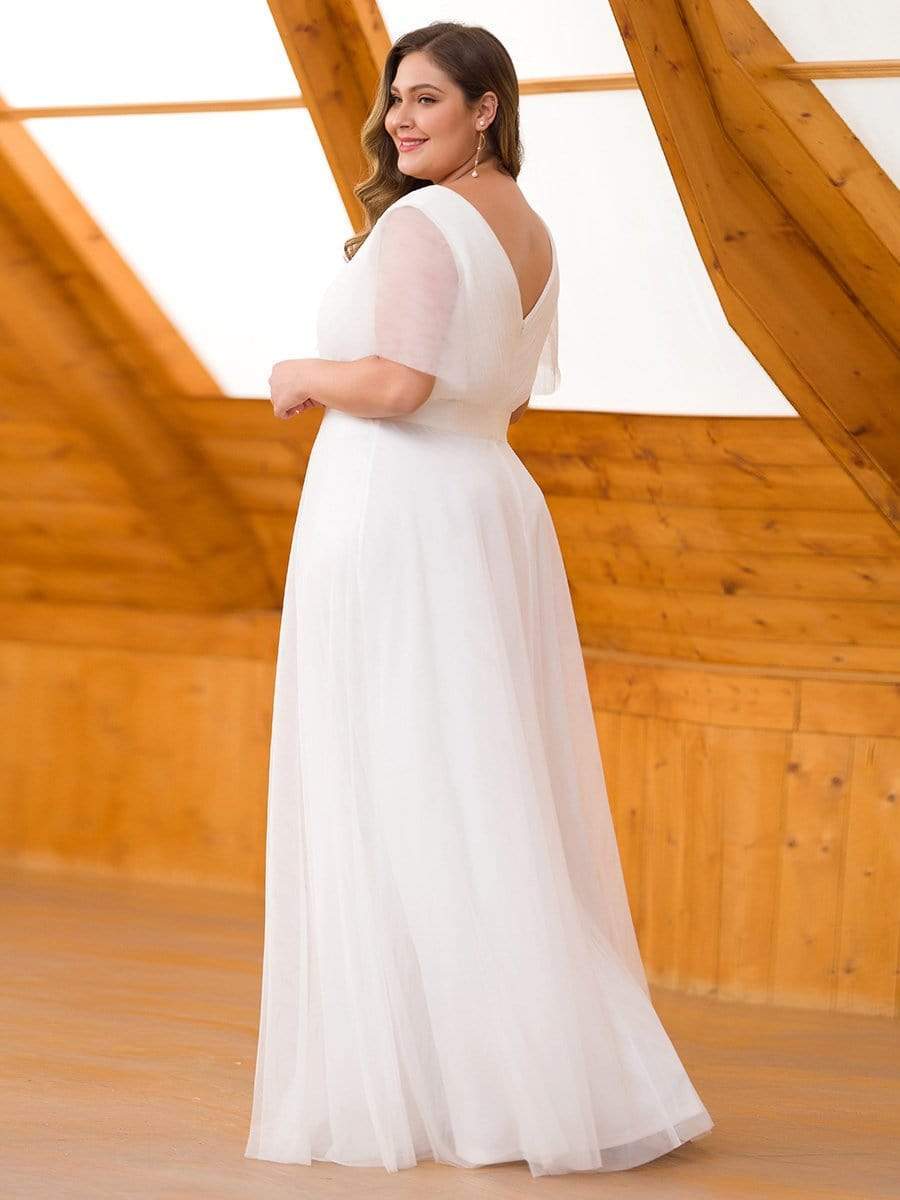 Elegant Plus Size Floor-Length Bridesmaid Gown with Short Sleeves