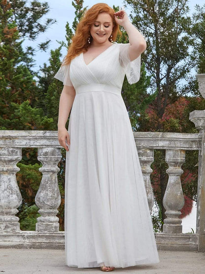 Elegant Plus Size Floor-Length Bridesmaid Gown with Short Sleeves
