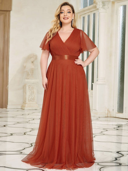 Elegant Plus Size Floor-Length Bridesmaid Gown with Short Sleeves