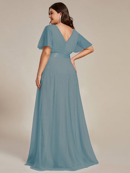 Elegant Plus Size Floor-Length Bridesmaid Gown with Short Sleeves