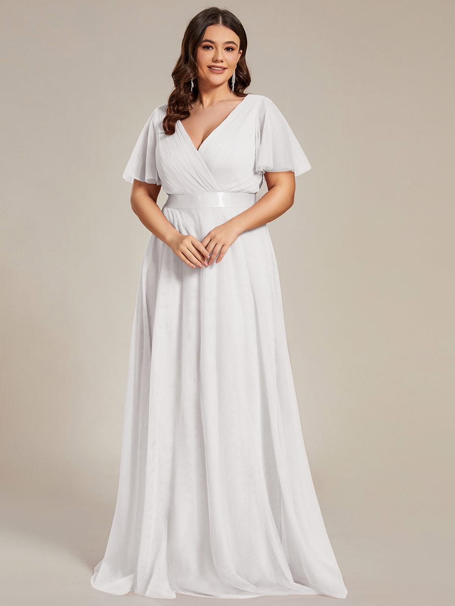 Elegant Plus Size Floor-Length Bridesmaid Gown with Short Sleeves