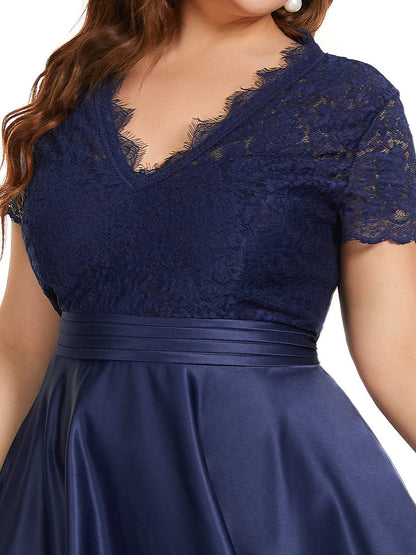Elegant Plus Size Lace A-line Cocktail Dress with Pockets