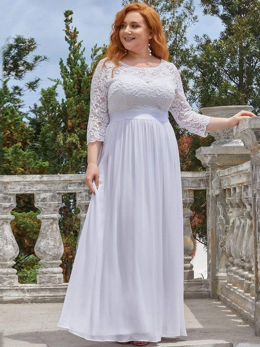 Elegant Plus Size Lace Evening Gown with Long Sleeves