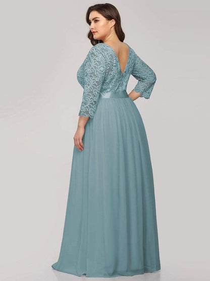 Elegant Plus Size Lace Evening Gown with Long Sleeves