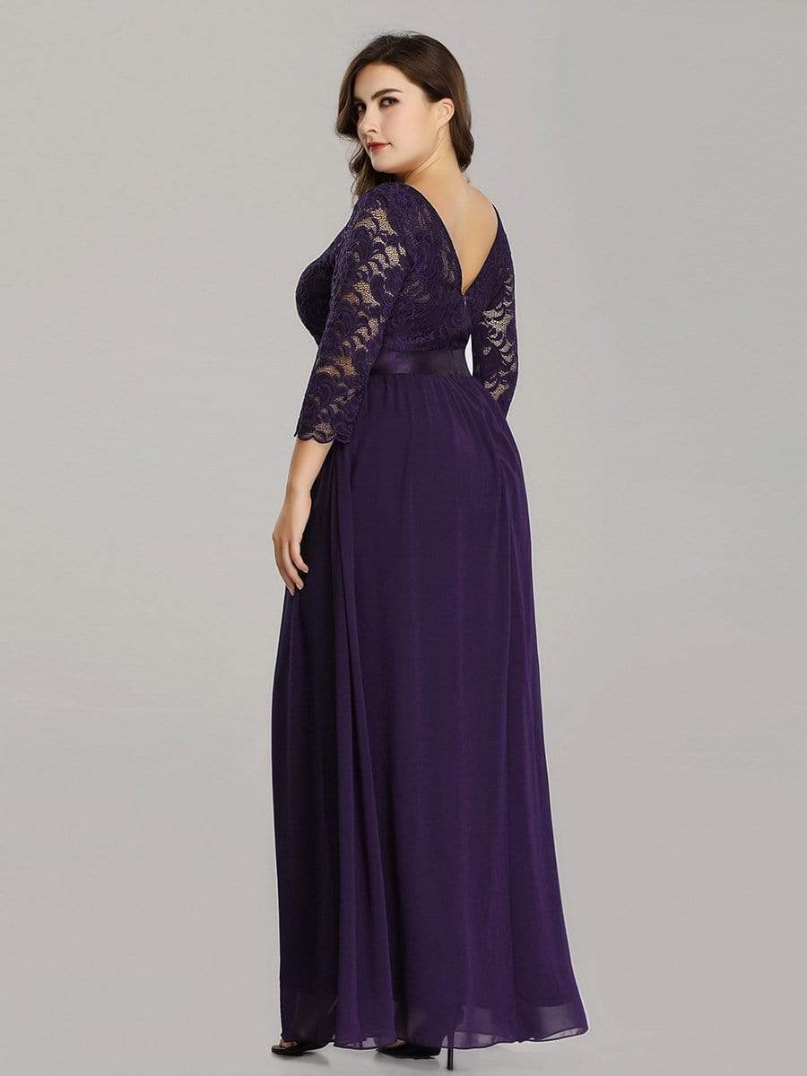 Elegant Plus Size Lace Evening Gown with Long Sleeves