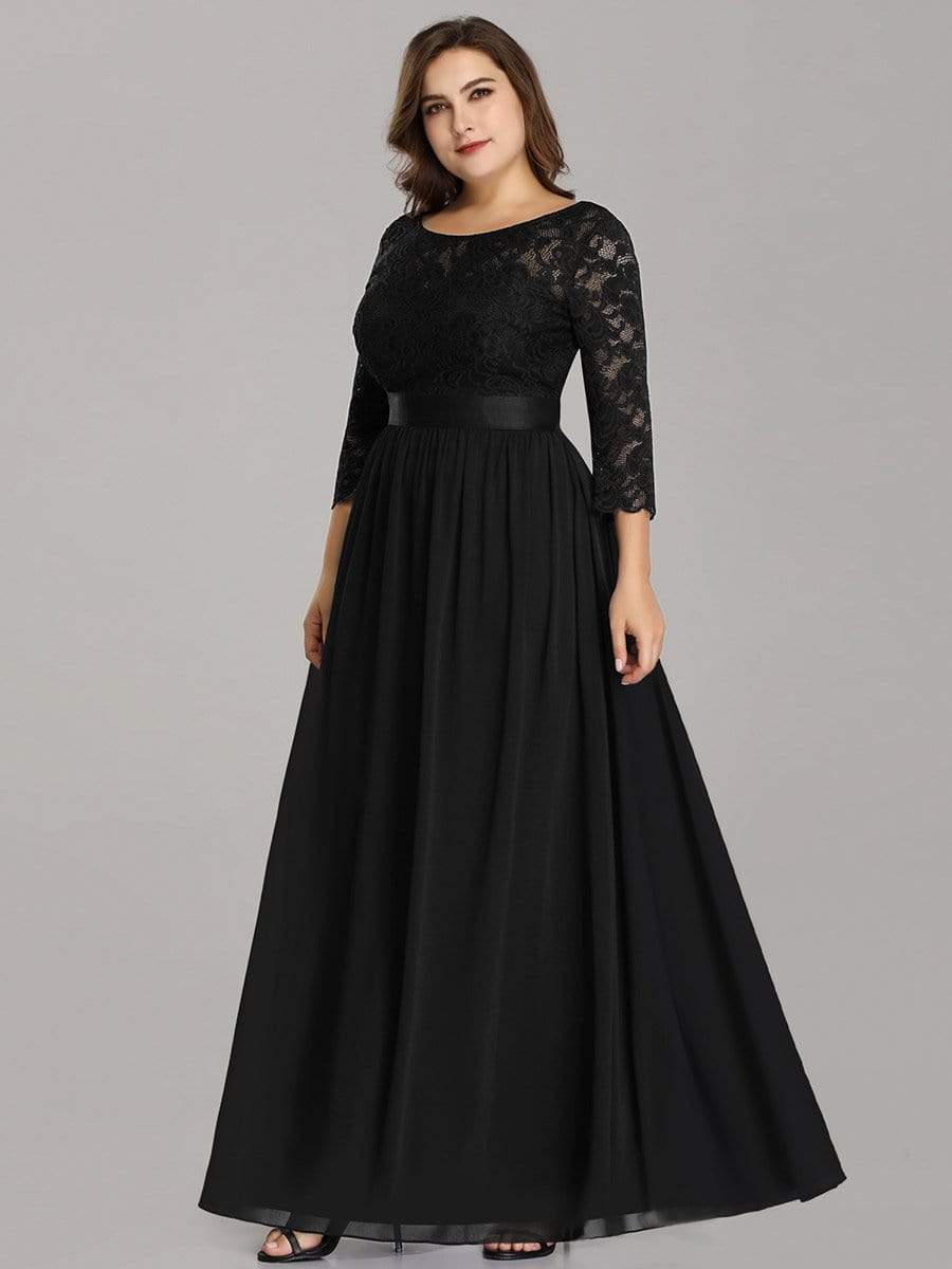 Elegant Plus Size Lace Evening Gown with Long Sleeves
