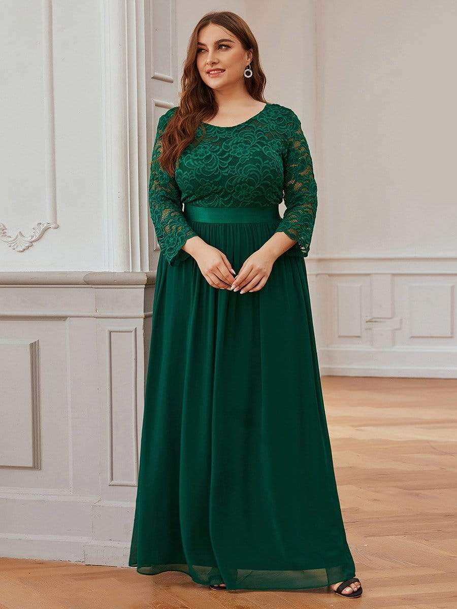 Elegant Plus Size Lace Evening Gown with Long Sleeves