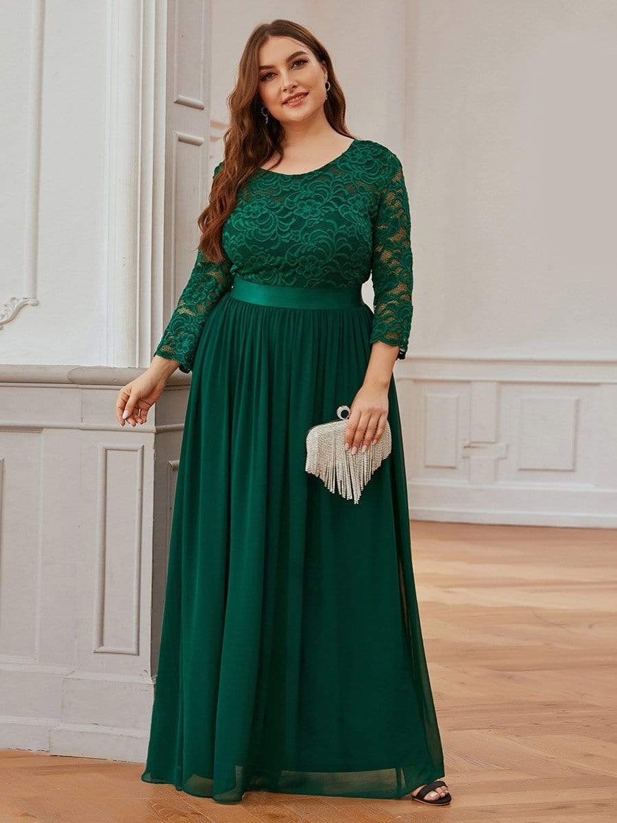 Elegant Plus Size Lace Evening Gown with Long Sleeves