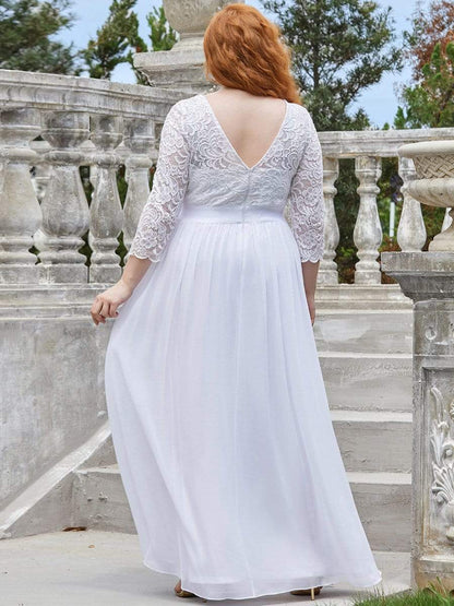 Elegant Plus Size Lace Evening Gown with Long Sleeves