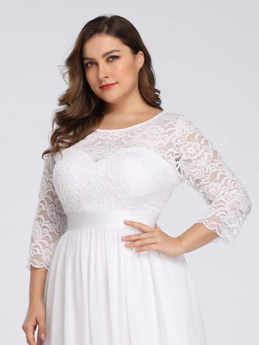 Elegant Plus Size Lace Evening Gown with Long Sleeves