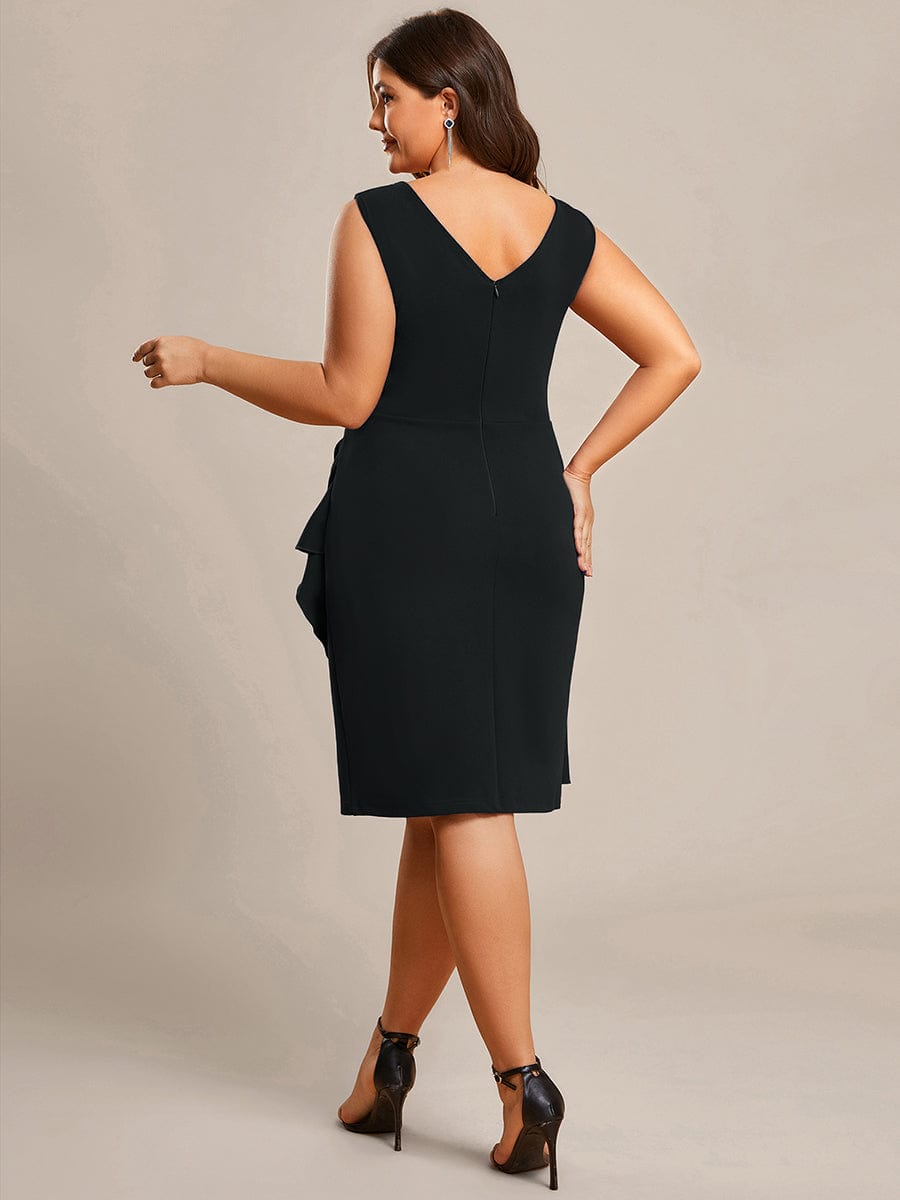 Elegant Plus-Size Sleeveless Pleated Evening Gown