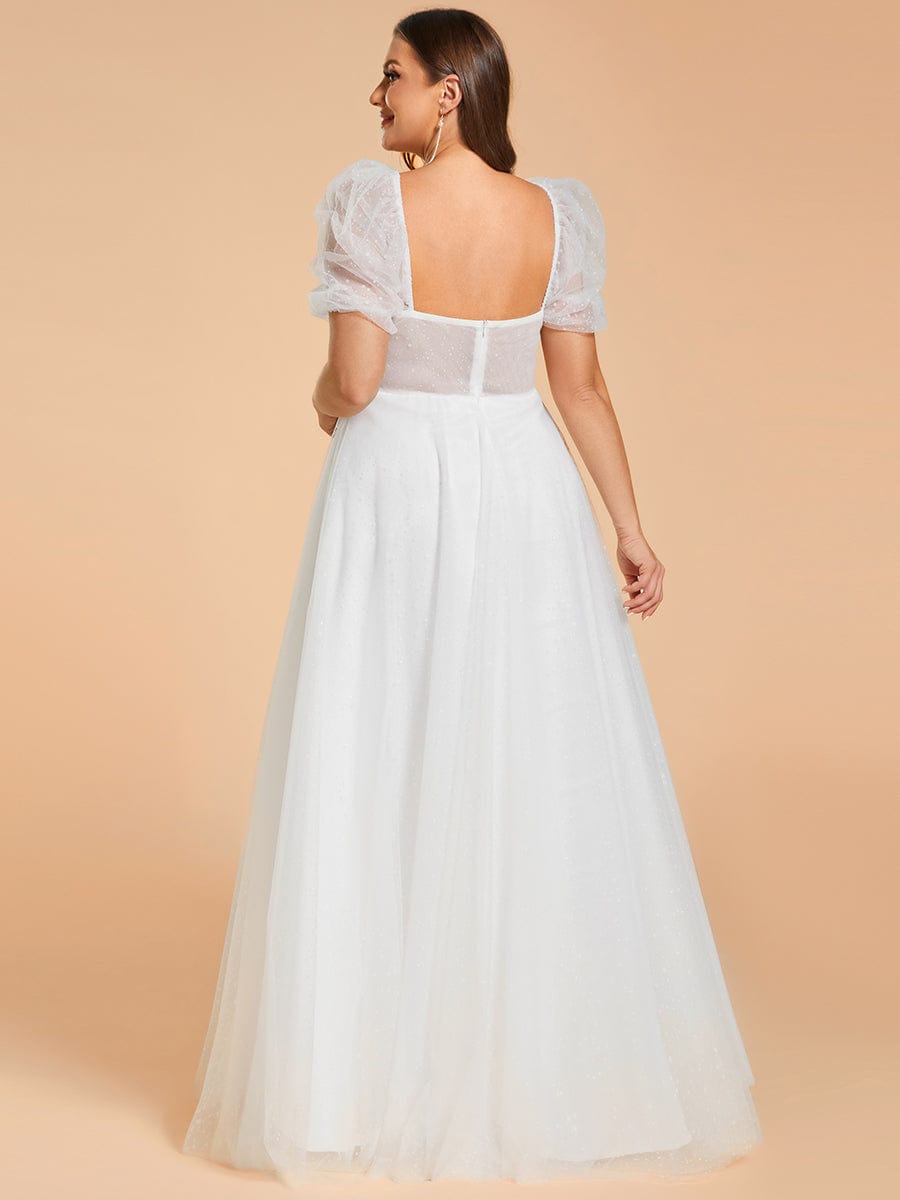 Elegant Plus Size Sweetheart Wedding Gown with Chic Puff Sleeves