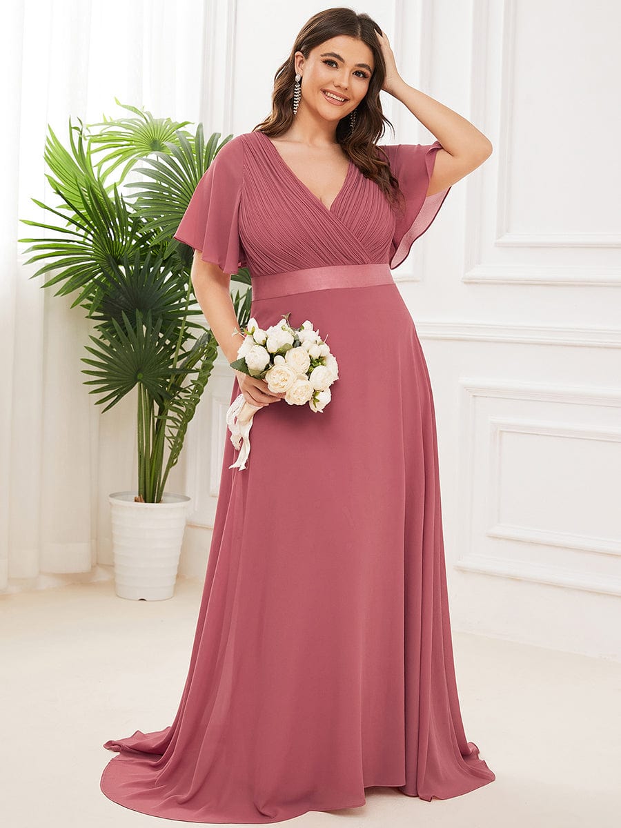 Elegant Plus Size V-Back Bridesmaid Dress with Short Sleeves