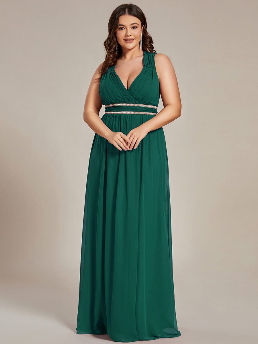 Elegant Plus Size V-Neck Sleeveless Bridesmaid Gown
