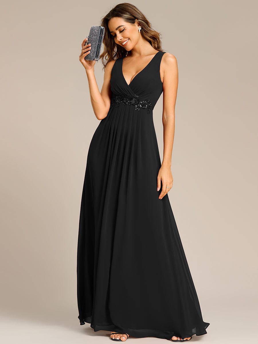 Elegant V-Neck Applique A-Line Evening Gown