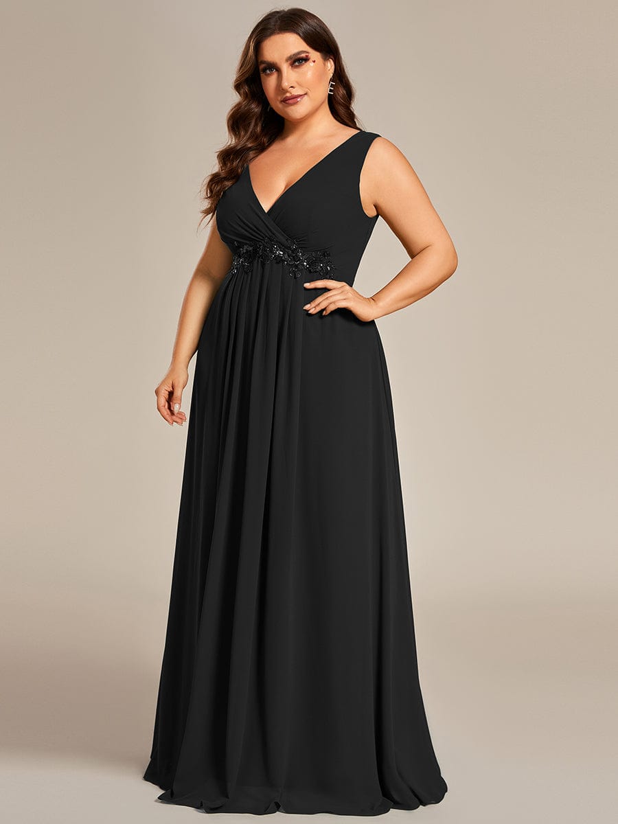 Elegant V-Neck Applique A-Line Evening Gown