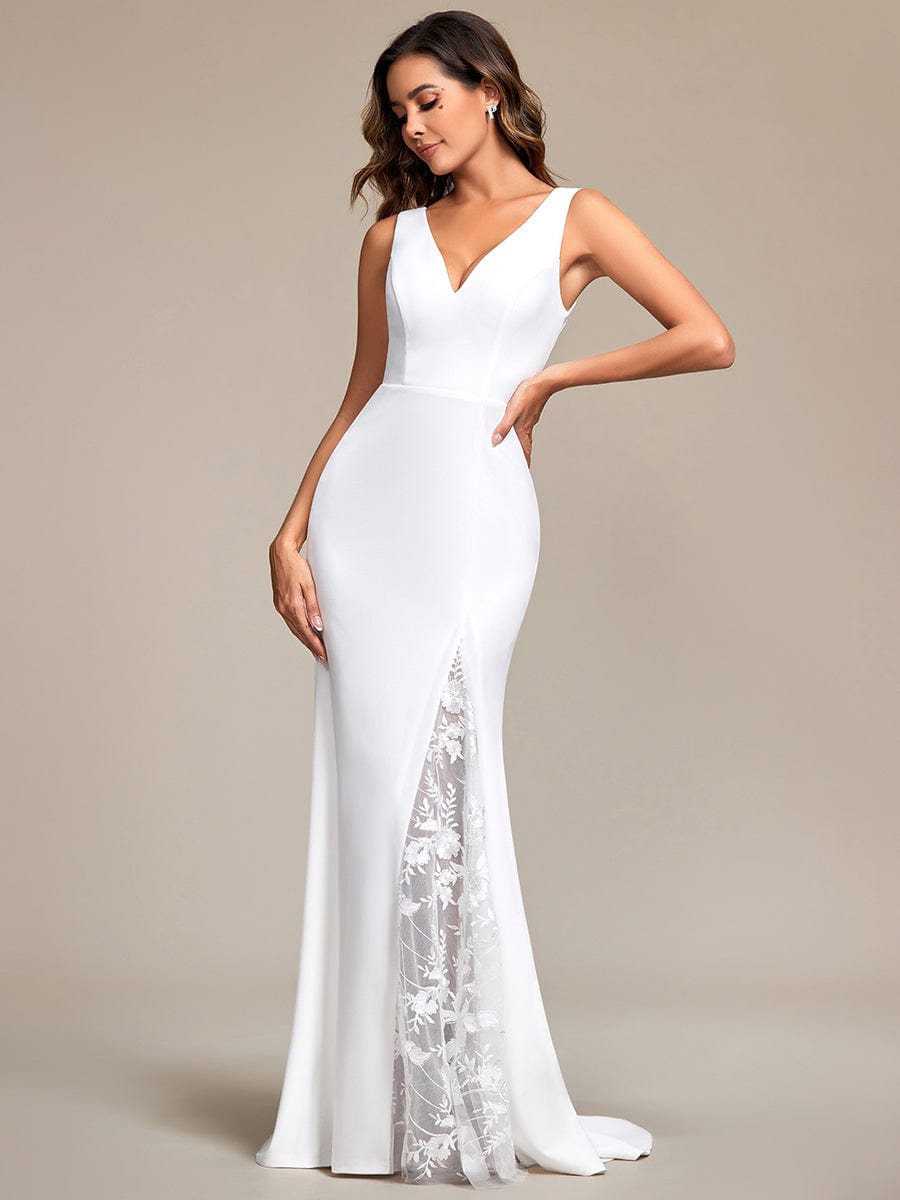 Elegant V-Neck Applique Fishtail Wedding Gown