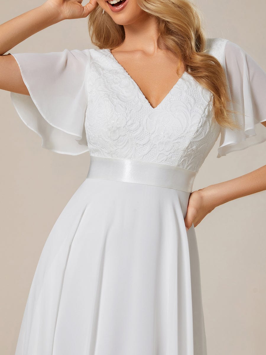 Elegant V-Neck Chiffon Evening Dress Featuring Short Sleeves