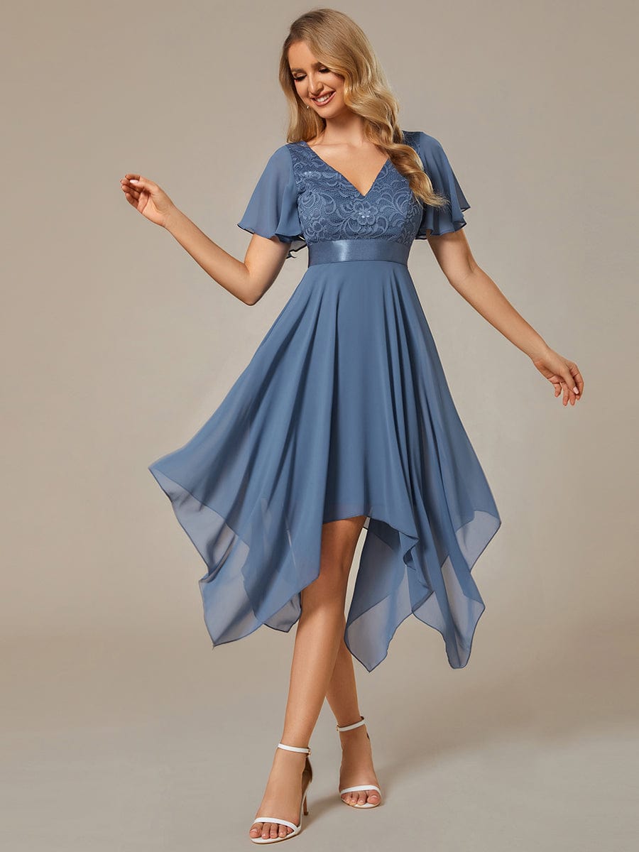 Elegant V-Neck Chiffon Evening Dress Featuring Short Sleeves