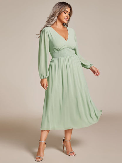 Elegant V-Neck Chiffon Wedding Guest Dress for Plus Size Women